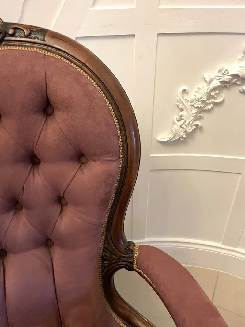 Unusual Pair of Antique Victorian Quality Carved Walnut Armchairs - Image 5